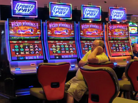 ยูฟ่าสล็อตออนไลน์